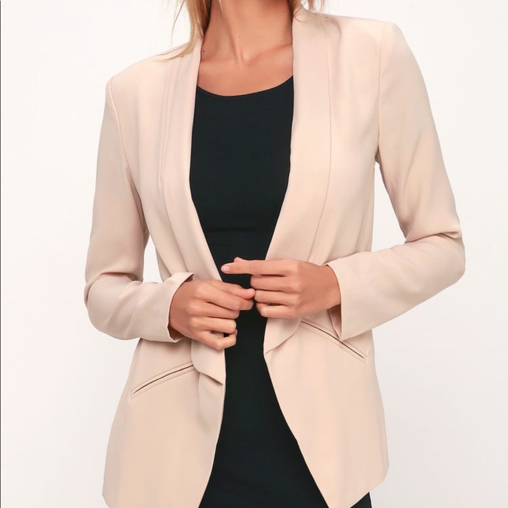 Lulu’s Miss Punctuality Taupe Lightweight Blazer